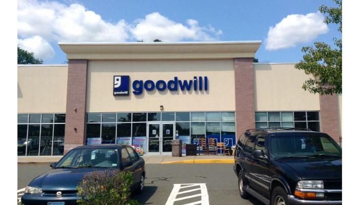 Goodwill-Store